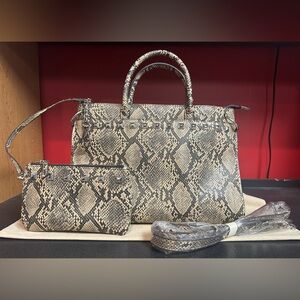 Carlos by Carlos Santana Faux Snake Skin Embossed Purse & Wristlet Set NWOT